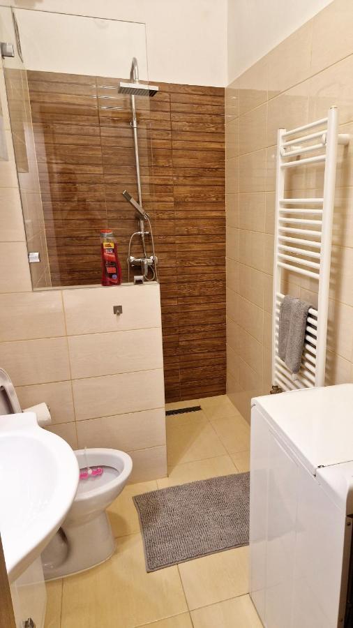 C22 Apartman Budapeste Exterior foto